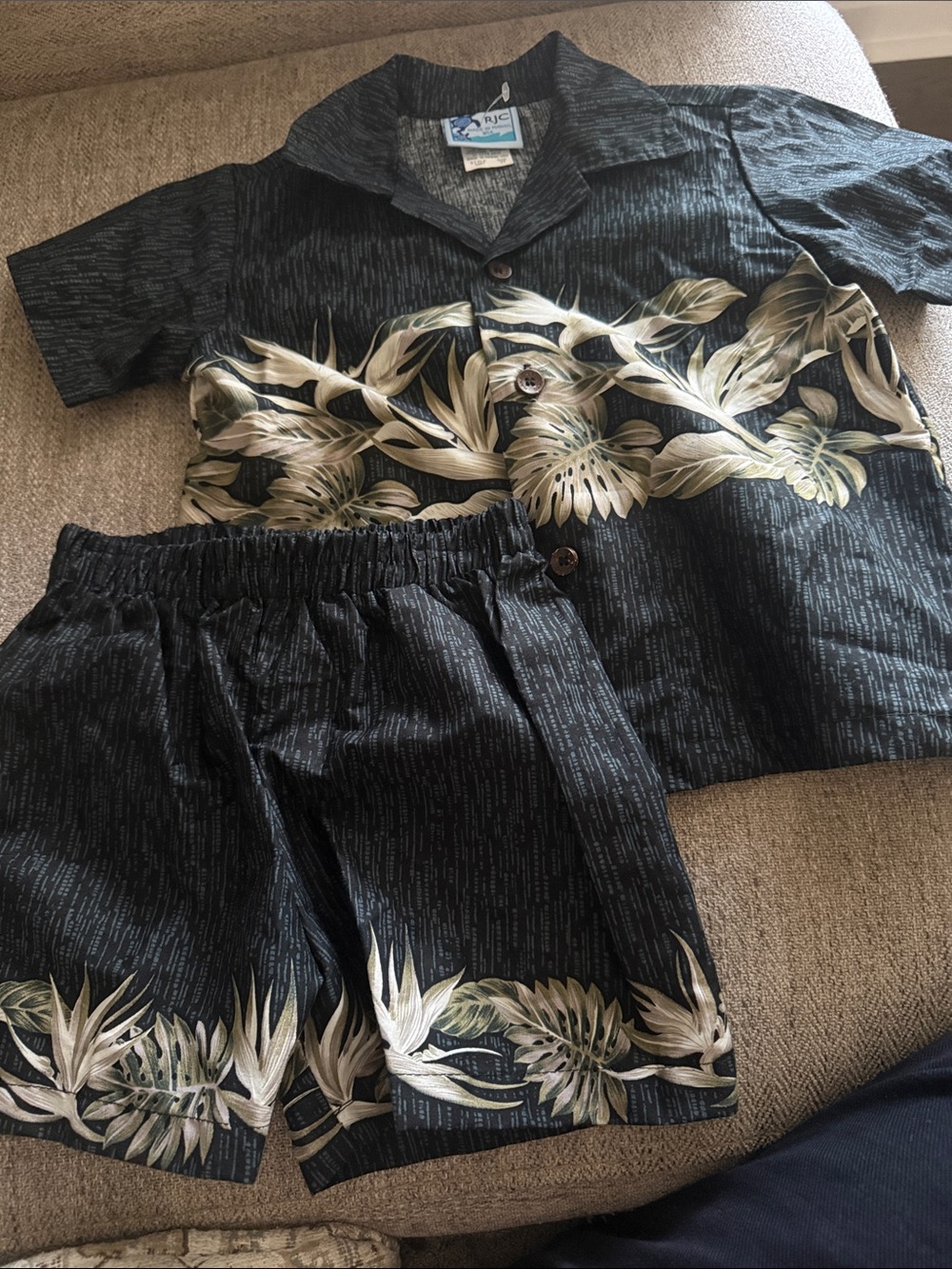 Rjc Kids set gorgeous beachy cotton made in Hawaii size 3T